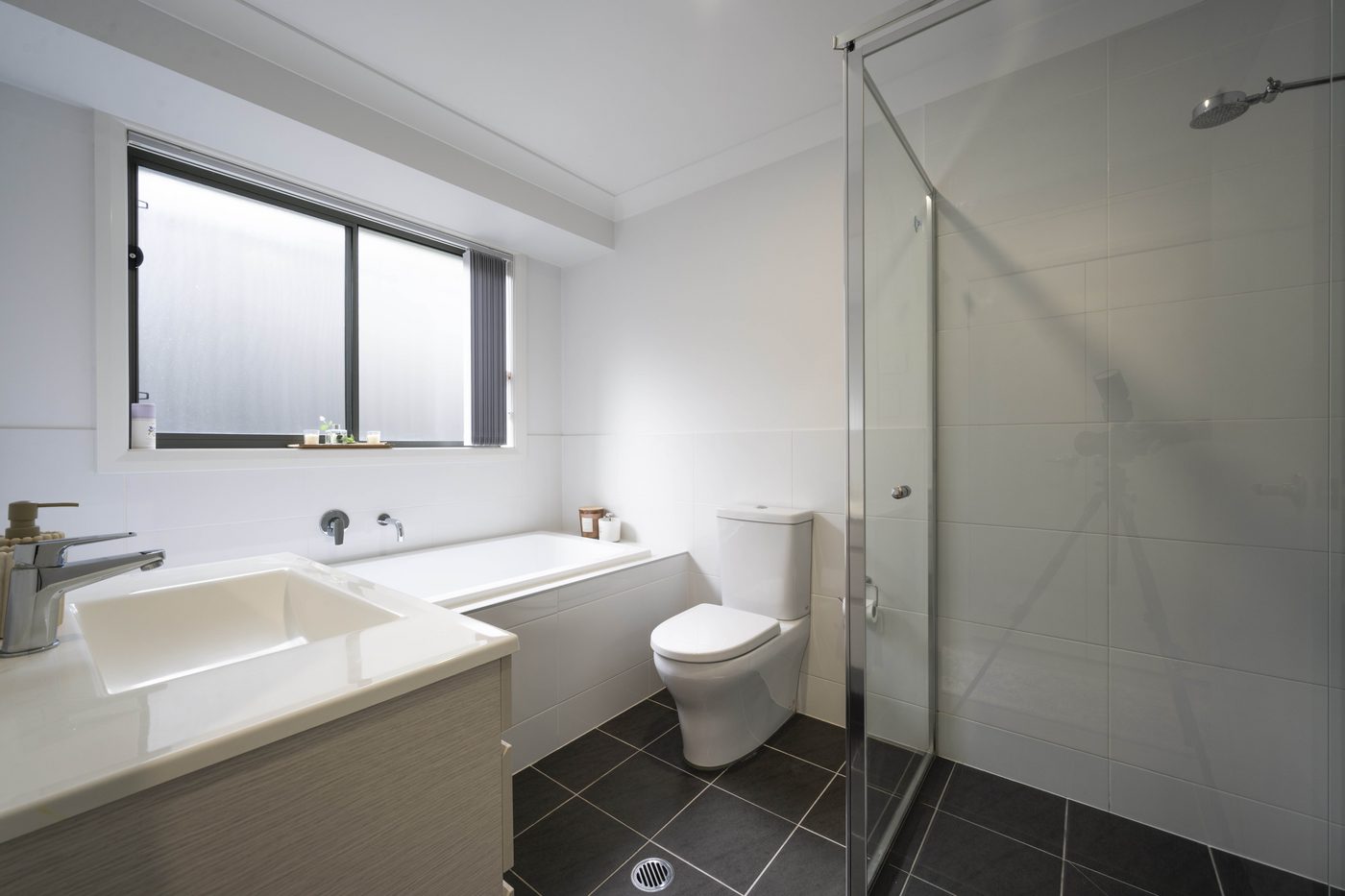 Before - 6 Loftus St Bonnells Bay - Before and after comparison 3